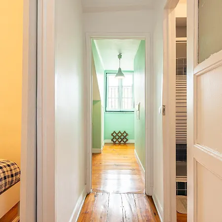 Third Floor At Graca Neighbourhood Lissabon